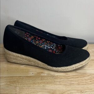 Black Wedge espadrille Shoes with Floral Lining 7.5